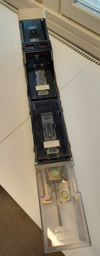 Jonovarokekytkin 250A Rittal