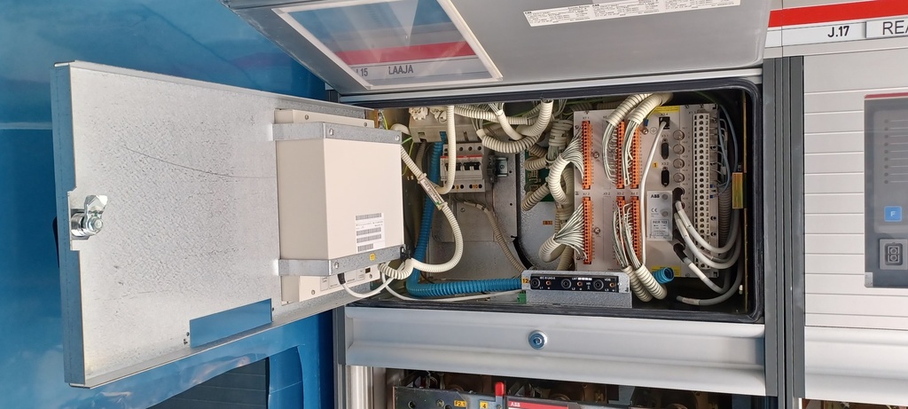 VM1 ABB AX1 24kV switchgear - 16 pcs