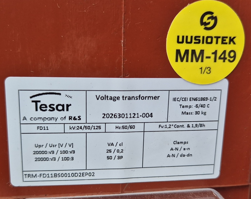 Jännitemuuntaja Tesar FD11 20000:V3/100:V3/100:3 25VA cl 0,2; 50VA