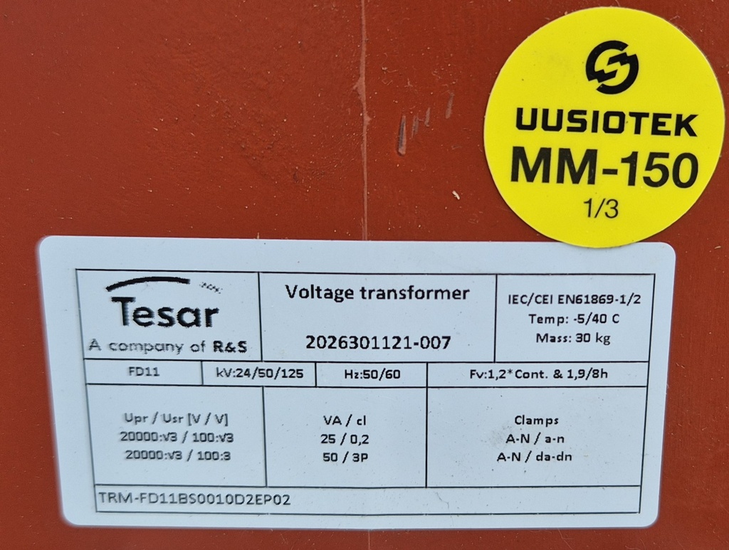 Jännitemuuntaja Tesar FD11 20000:V3/100:V3/100:3 25VA cl 0,2; 50VA