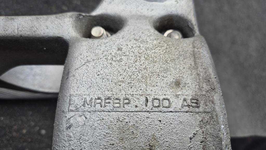 MRFBP_100AS 110kV liitin