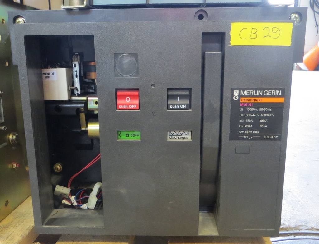 1600A Circuit breaker MERLIN GERIN  M16 H1