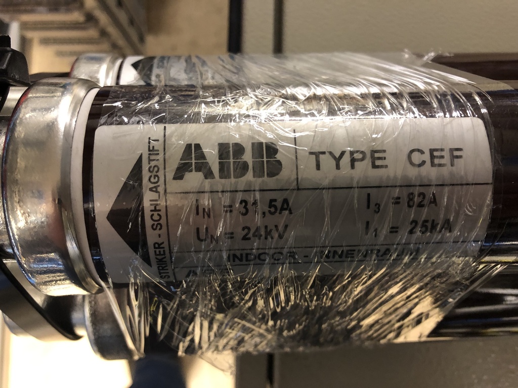 24 kV-31,5A ABB keskijännitesulake