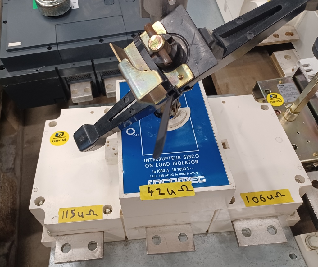 1000A Socomec circuit breaker