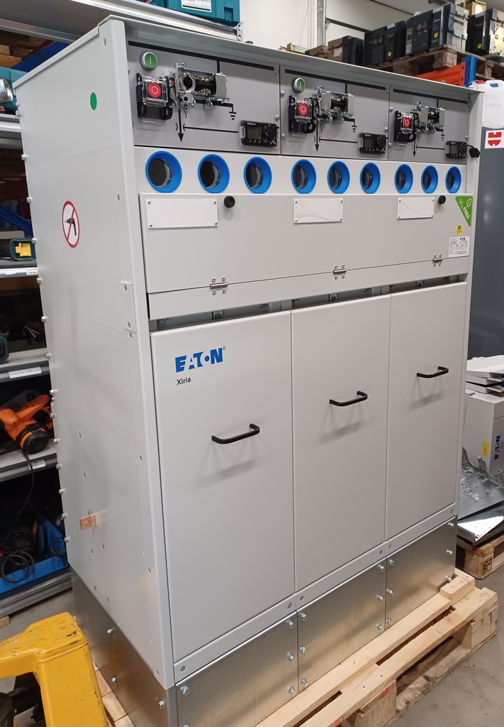 24kV 20kA Eaton Xiria CCT kojeisto, 2 moottoriohjainta UUSI