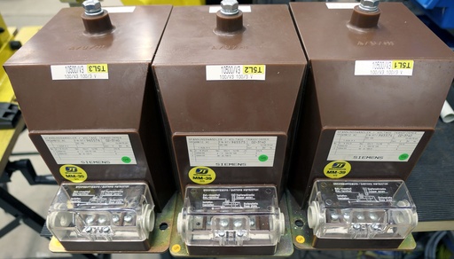 [MM-39] Voltage transformer Siemens 4MR12 XC