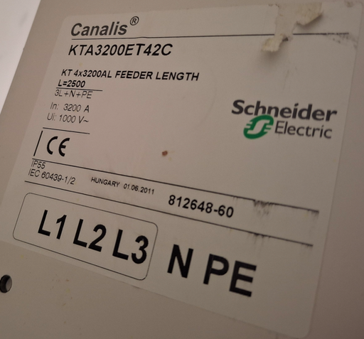 [KTA3200ET42C] Schneider Electric Canalis KTA3200ET42C 2500mm