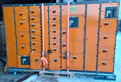 [KE-221/2] 2000A 230_400V Icw 60kA Ipk 120 kA Norelco kentät 05-09