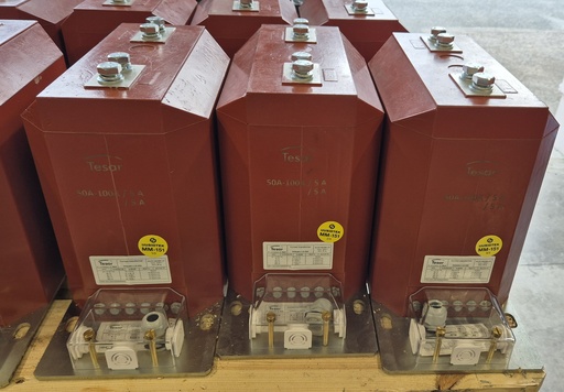 [MM-151] Current transformer Tesar AD11 50-100/5/5 0.2S